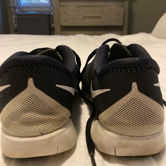 Black Nike free 5.0 - Picture 5 of 12